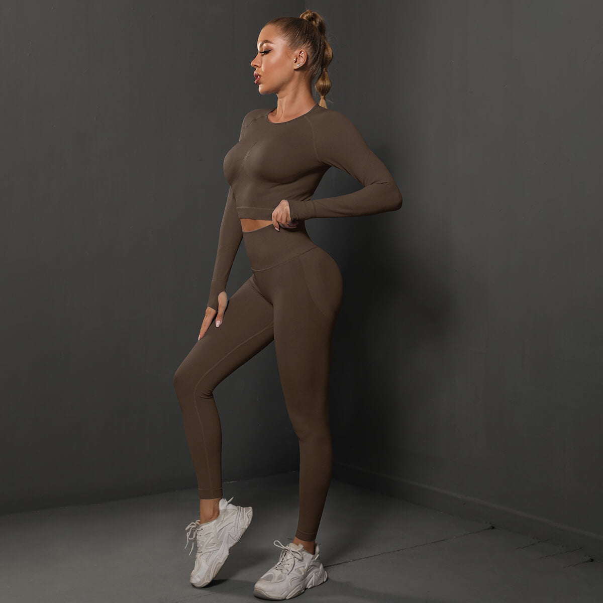 Wholesale seamless tight hip activewear sets